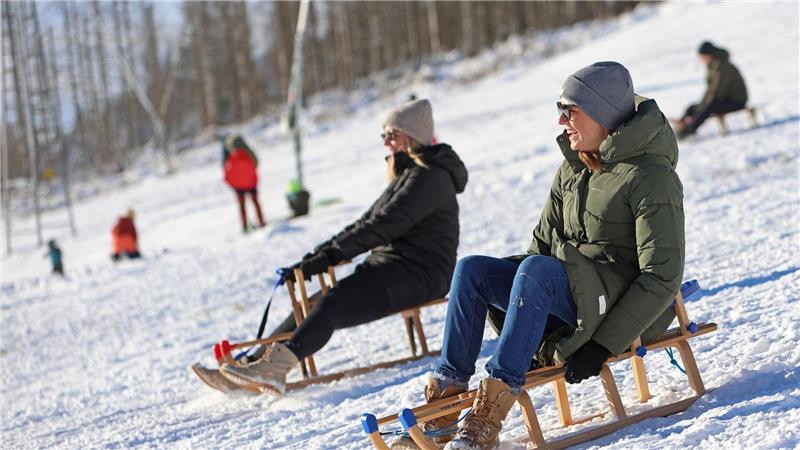 Erste Rodellifte haben bereits geöffnet.