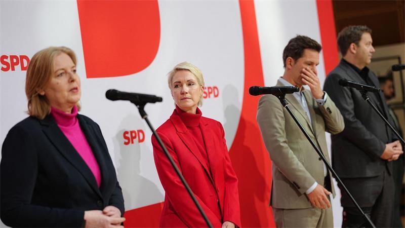 MV mit Kurs auf Rot-Rot-Grün – „Tiefe Zäsur“ für die CDU Erste Wahlanalyse in der SPD-Zentrale in Berlin.