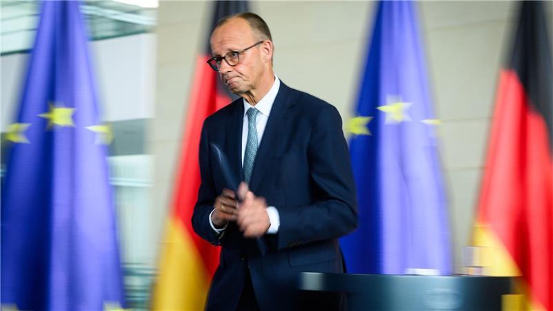 Erstmals behält sich Kanzler Merz konkrete Maßnahmen gegen Israel vor.