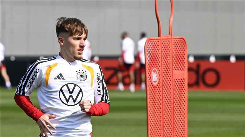 Erstmals im Kreis der Nationalmannschaft: Bayern-Youngster Lennart Karl.