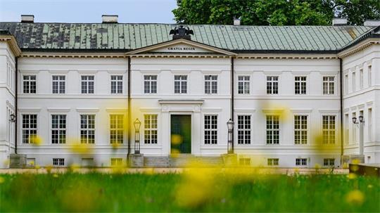 Erstmals seit 22 Jahren findet wieder eine Kabinettsklausur auf Schloss Neuhardenberg statt.