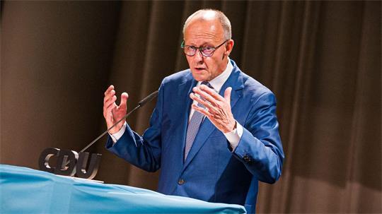 Erstmals seit der Zuordnung zu Russland äußert sich der Kanzler zum Leipziger Drohnen-Angriff.