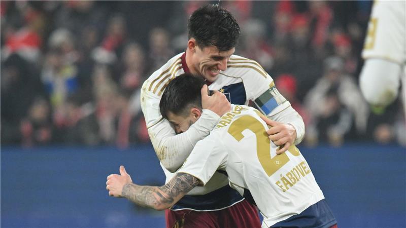 Hamburger SV baut Serie aus – Remis bei Mainz 05 Erzielte mit einem Freistoß das 1:1 für den HSV: Fabio Vieira (vorn).