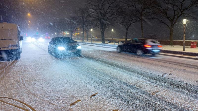 Es bleibt in den nächsten Tagen frostig und auch mit Schnee muss weiter gerechnet werden.