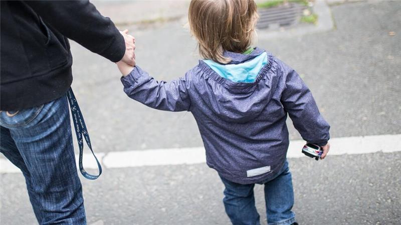Es fehlt an Unterbringungsmöglichkeiten, kritisiert auch der Kinderschutzbund. (Symbolbild)