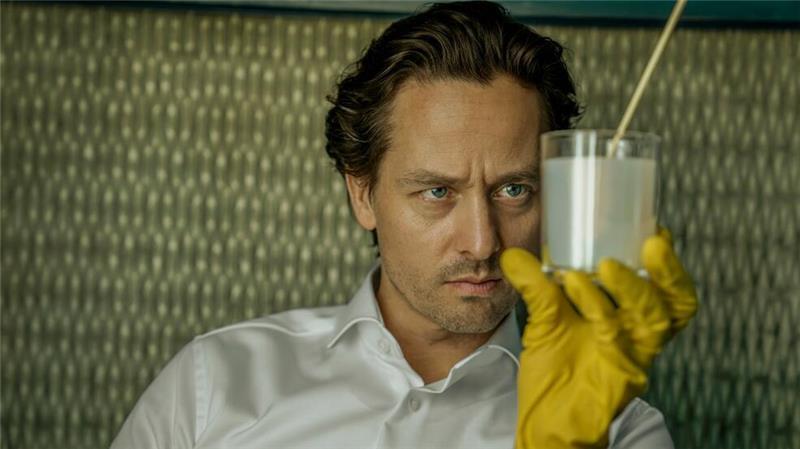 Es geht weiter mit „Achtsam Morden“.