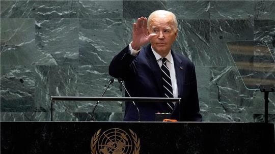 „Es gibt Dinge, die wichtiger sind, als an der Macht zu bleiben“, sagt US-Präsident Joe Biden in New York.