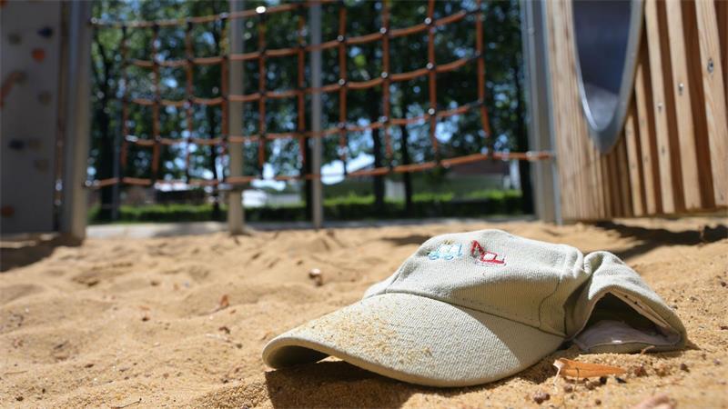 Bäume statt Beton - wie Spielplätze hitzefest werden Es gibt beim Hitzeschutz auf Spielplätzen laut dem Kinderhilfswerk keine einheitlichen Standards, an denen sich Kommunen orientieren könnten.