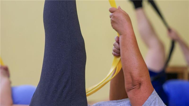 Es gibt viele Angebote, die beim Abnehmen helfen. (Illustration)