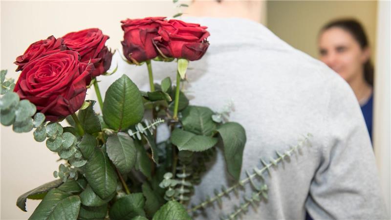 7 Merkmale von erfolgreichen Beziehungen Es gibt viele Arten, wie sich Wertschätzung zeigen lässt.