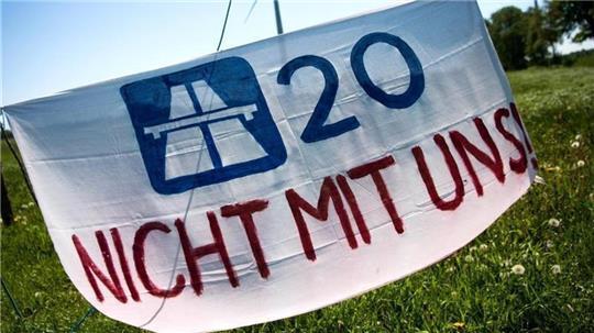 Es gibt viele Gegner und viele Befürworter der A20. Die Gegner profitieren vom Streit in der Bundesregierung.