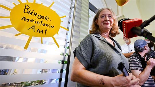 Es ist der zweite Wahlsieg der KPÖ in Folge in Graz. 2021 hatte Elke Kahr überraschend die ÖVP aus dem Bürgermeister-Amt verdrängt.