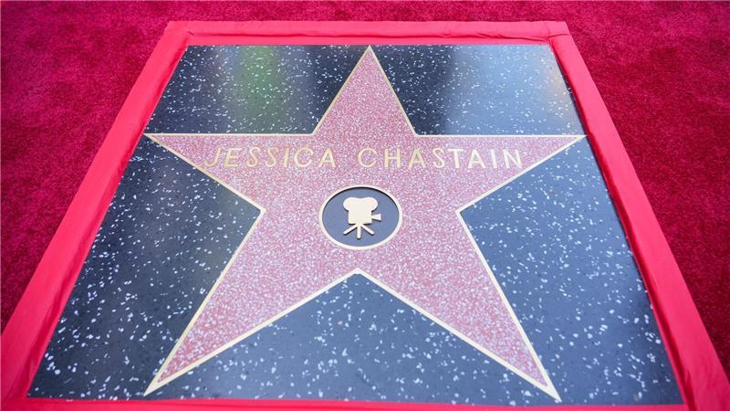 Hollywood-Stern für Jessica Chastain - Al Pacino feiert mit Es ist die 2.819. Sternenplakette auf dem berühmten Bürgersteig in Hollywood.