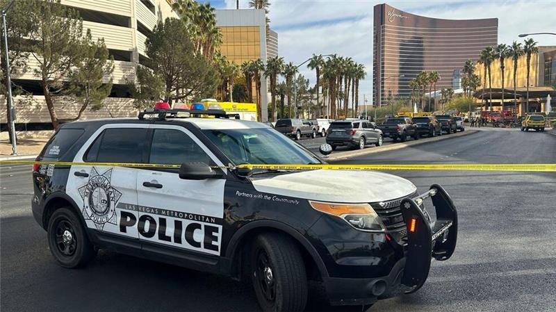 FBI: Attentäter von New Orleans war Einzeltäter Es ist nicht das einzige Ereignis, das derzeit die USA erschüttert: Stunden nach dem Terroranschlag von New Orleans explodierte ein Tesla-Cybertruck vor einem Trump-Hotel in Las Vegas.