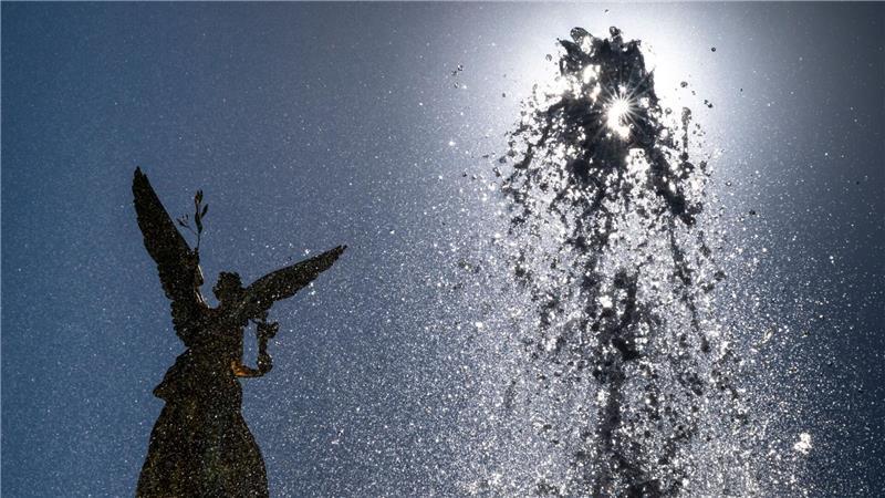 Es ist warm - und wird noch wärmer. 