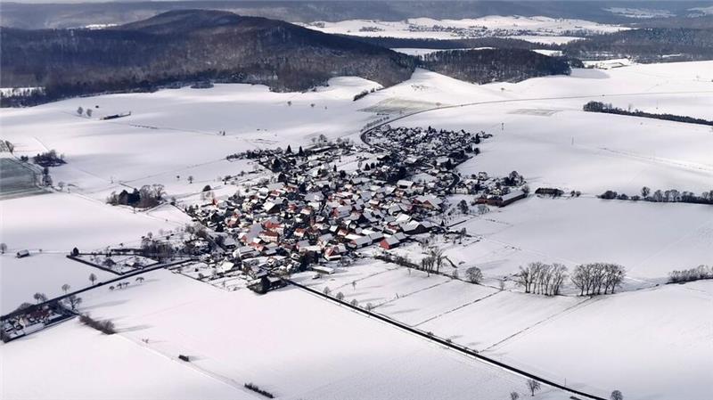 Zahlreiche Wintersportler am Wochenende im Harz unterwegs Es liegt aktuell Schnee vom Weserbergland bis in den Harz.