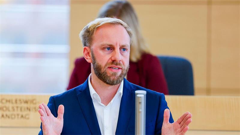 Landtag berät über Drohnenabwehr - 34 Sichtungen in 2026 Es müsse ein „kühler Kopf“ bewahrt werden, sagte Niclas Dürbrook (SPD). (Archivbild)