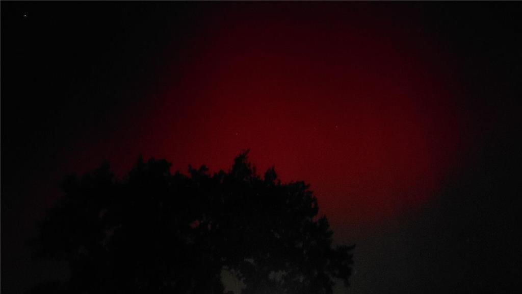 Es mutet ein wenig gespenstisch an: Nicole hat in Oldendorf auf den Auslöser ged...