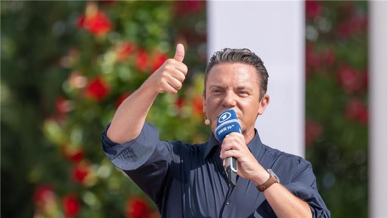 Es passe alles so, sagte Mross versöhnlich zum Auftakt der letzten Staffel.