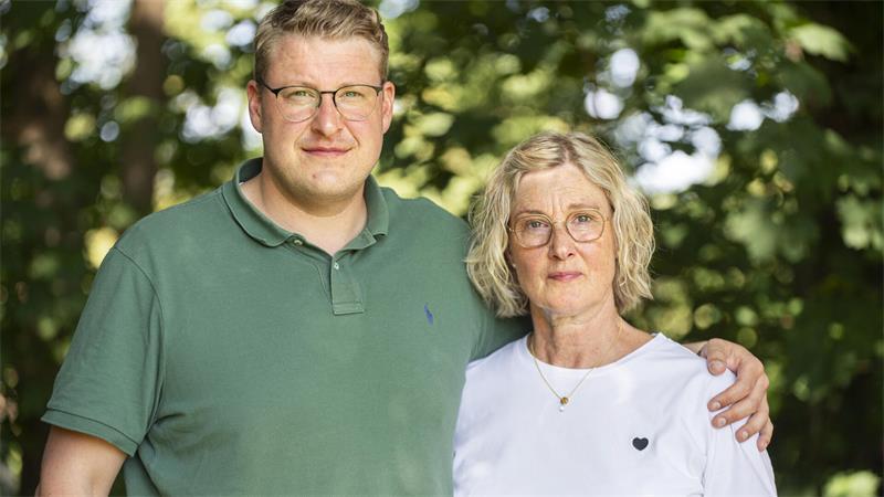 Tabu Sterbehilfe: Wie Holger Wärner freiwillig aus dem Leben ging Es war der letzte Wunsch, den sie ihrem geliebten Vater und Mann nun erfüllen: Henrik und Ulrike Wärner sprechen erstmals öffentlich über ihre Erfahrungen mit dem Thema Sterbehilfe.