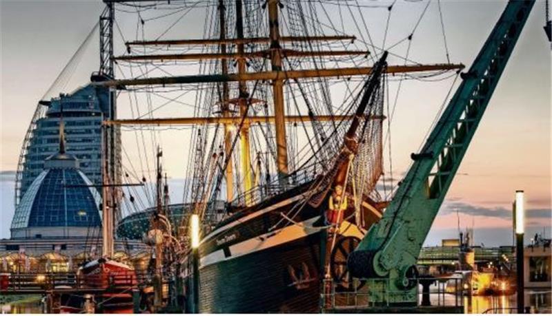 Die „Seute Deern“ in Bremerhaven ist abgewrackt Es war einmal – ein stolzer Dreimaster: Nach gut einem Jahr ist die „Seute Deern“ nun komplett entsorgt. Für viele Bremerhavener bleibt die Bark alsMahnmal behördlicher Verantwortungslosigkeit in Erinnerung. Foto: Ohlthaver