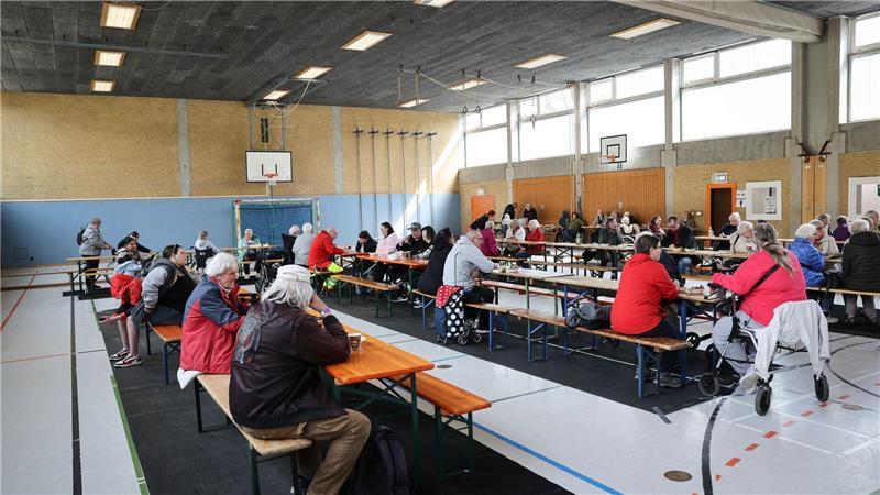 Etwa 11.670 Menschen mussten ihre Wohnungen oder Arbeitsstätten verlassen.