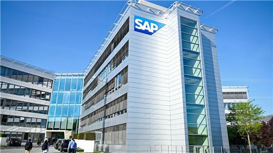 Europas größter Softwarekonzern steigert den Gewinn, sorgt sich aber um die Konjunktur (Archivbild)