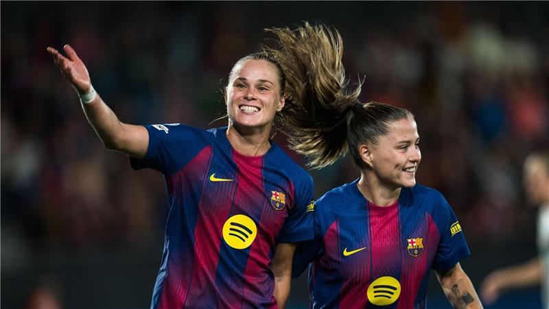 Ewa Pajor (l.) und Claudia Pina - beide mit Doppelpack gegen die Bayern