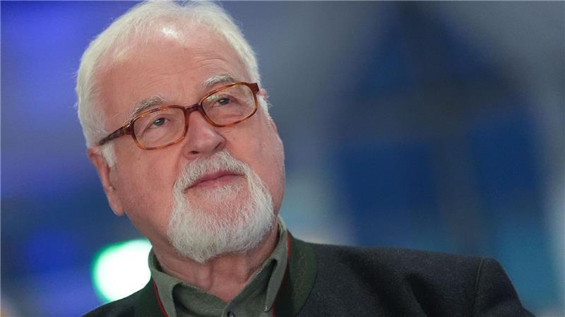 Ex-Ministerpräsident Peter Harry Carstensen (CDU) sorgt sich über den Judenhass in Deutschland. (Archivbild)