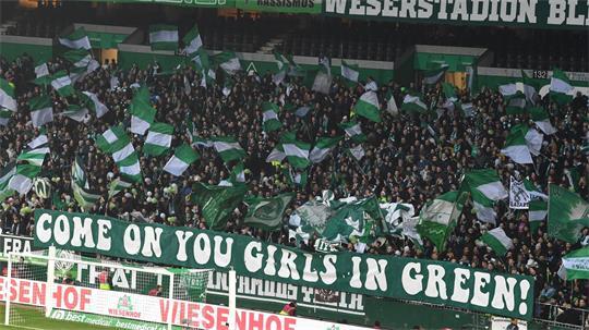 Ex-Nationalspielerin Lena Lotzen übernimmt die Sportliche Leitung bei den Fußballfrauen von Werder Bremen. (Symbolbild)