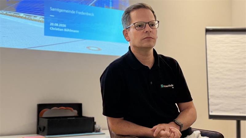 Experte für Automatisierung und Robotik: Christian Böhlmann vom Fraunhofer Institut in Stade.
