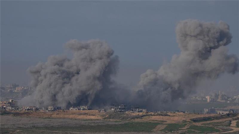 Explosionen an der nördlichen Grenze des Gazastreifens am geplanten Tag der neu ausgehandelten Waffenruhe