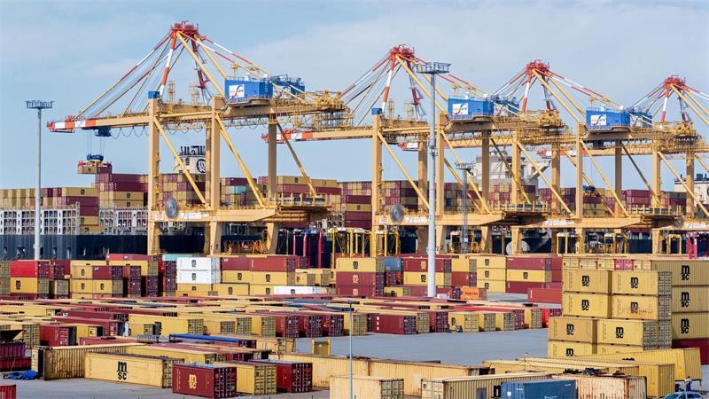 Deutsche Exporte rückläufig - US-Geschäft läuft Exporte und Importe sind im Juli zurückgegangen. (Foto: Archiv)