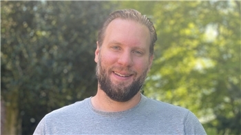 "Exzellent, weil der Aufbau der neuen Kunstausstellung im Schloss wie geschmiert läuft."Malte Silkenstedt, technischer Leiter auf Schloss Agathenburg, am 7. Mai 2026