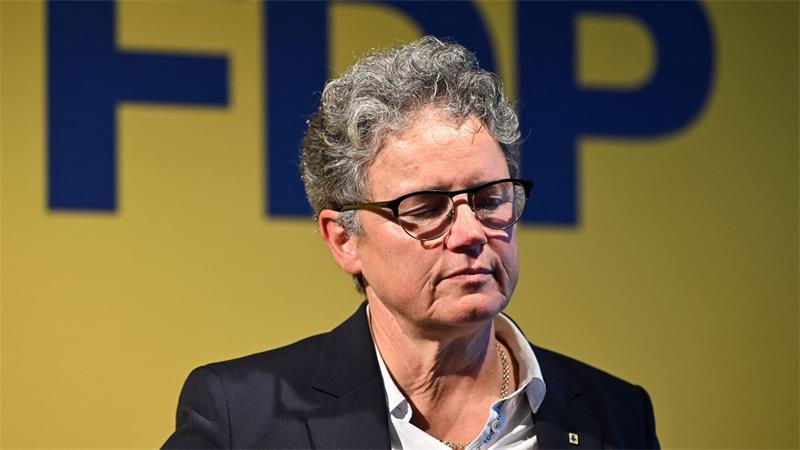 AfD siegt in Sachsen-Anhalt – Debakel für die CDU FDP-Spitzenkandidatin Lydia Hüskens zog Konsequenzen aus dem bitteren Ergebnis für ihre Partei.