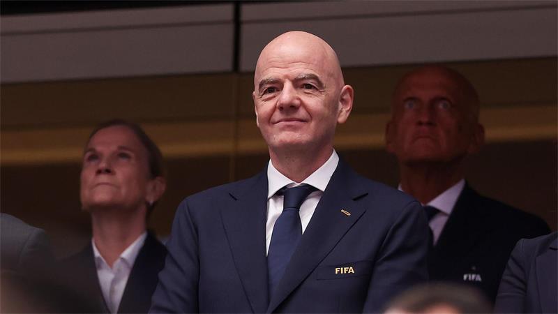 FIFA-Präsident Gianni Infantino hält an der Wiederwahl fest. (Archivbild)