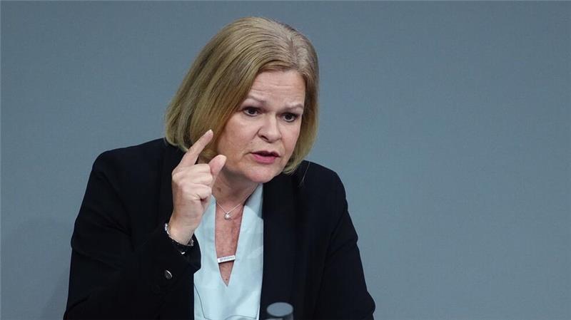 Faeser fordert Härte