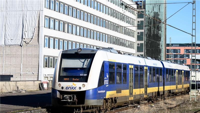 Fahrgäste müssen sich auf eine dünnere Taktung einstellen. (Symbolbild)