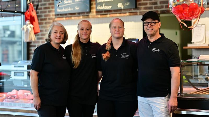 Familie Lesser: Britta, Sophie, Marie und Herwig (von links).
