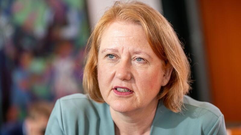 Familienministerin Lisa Paus (Grüne) spricht von einem starken Signal für eine bessere Kita-Qualität im Land. (Archivbild) 
