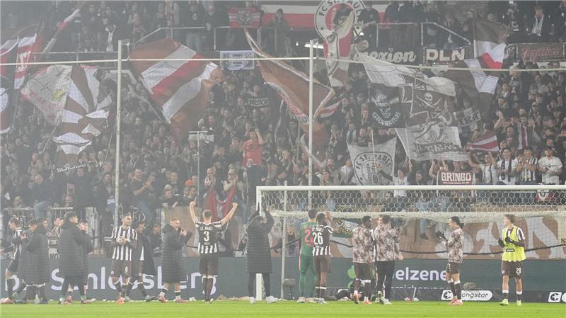 Fans des FC St. Pauli. (Archiv)