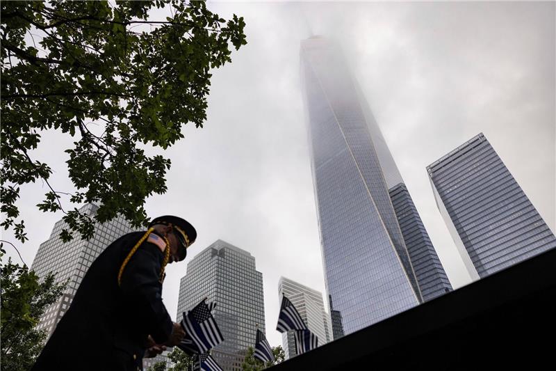 22 Jahre später: USA gedenken Terror vom 11. September Fast 3000 Menschen kamen durch die verheerenden Attacken vor 22 Jahren ums Leben.