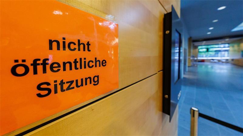 Jugendstrafe nach Ermordung von Mädchen vor fast 33 Jahren Fast 33 Jahre nach dem gewaltsamen Tod eines Mädchens in Unterfranken wurde vor dem Landgericht Würzburg das Urteil gesprochen. (Symbolbild)