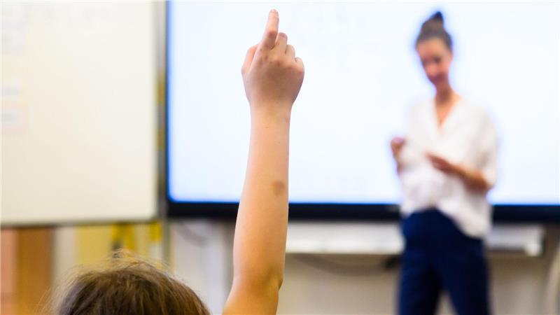 Fast die Hälfte aller öffentlichen Bildungsausgaben flossen 2024 an Schulen. (Symbolbild)