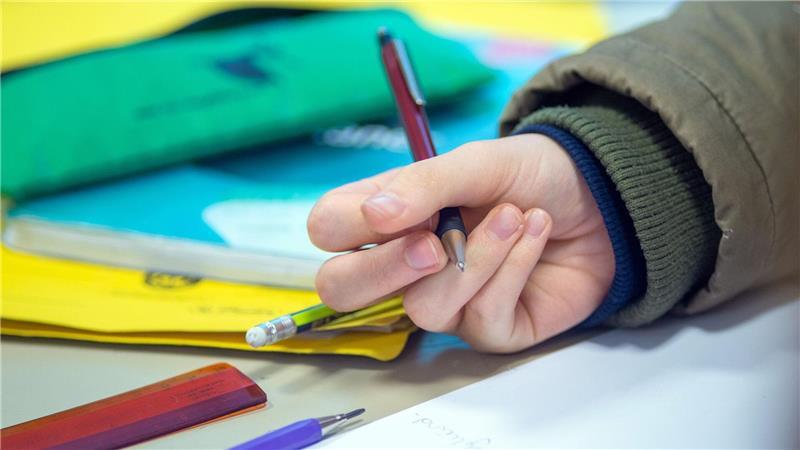Fast jeder zehnte Absolvent in Niedersachsen verlässt die Schule ohne regulären Abschluss. (Symbolbild)