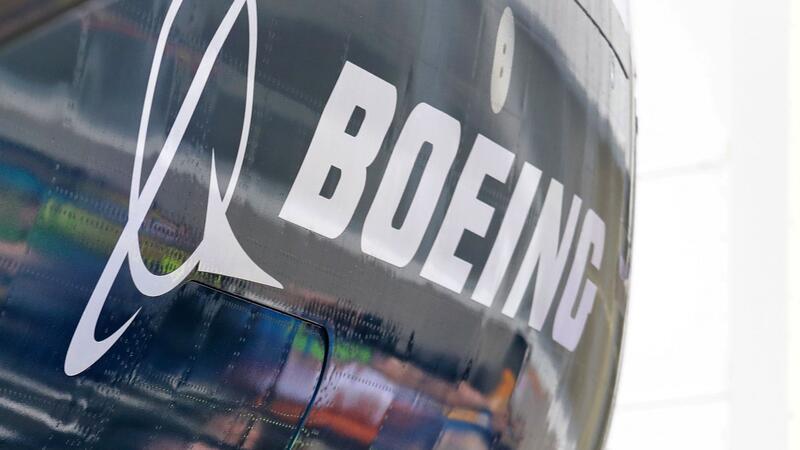 US-Behörde lässt Boeings Sauerstoff-Masken prüfen Fehlerhaftes Klebematerial kann dazu führen, dass bei einigem Flugzeugen des Typs Boeing 737 die Sauerstoff-Masken verrutschen. Nun werden hunderte Maschinen überprüft.
