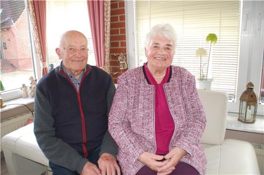 Feiern heute in Apensen Diamant-Hochzeit: Brigitte und Helmut Buck. Foto: Laudien