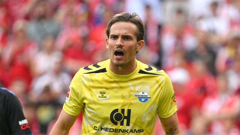 Torlose Bundesliga-Rückkehr: Paderborner Remis in Mainz Feierte seine Bundesliga-Premiere: Nahuel Noll im Tor des SC Paderborn.