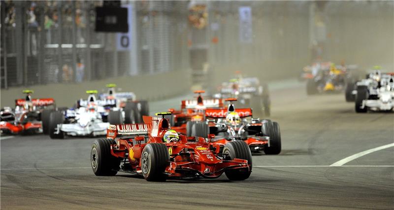 Massas Titel-Kampf nach 15 Jahren: Das Singapur-Nachspiel Felipe Massa will den WM-Titel von Hamilton aus dem Jahr 2008 wegen des Unfall-Skandals von Singapur anfechten.