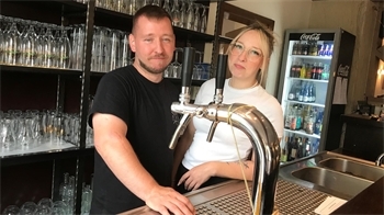 Felix Fitze und Kika Peldziute vermissen ihren Jazz Man sehr.
